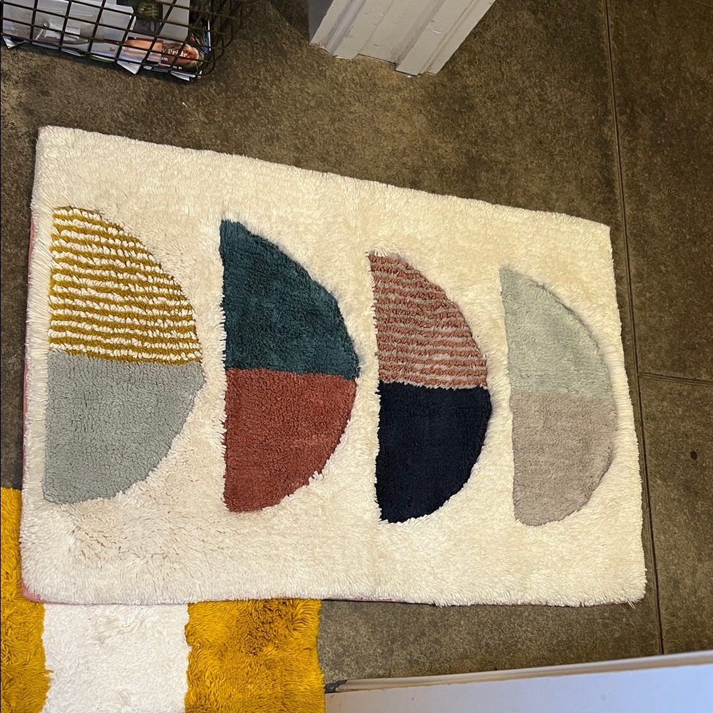 West Elm Cream and Multi-Color Geometric Door Mat 17x25 - Picture 6 of 15